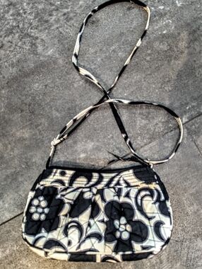 Vera Bradley Frannie in Night and Day pattern